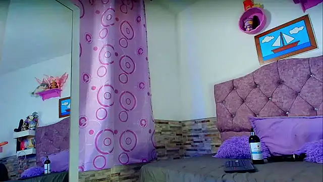 Melannytaylor online show from March 18, 8:58 pm