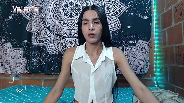 liissa 0 online show from October 15, 2:25 am