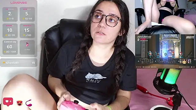 Snapshot of sobresalinaa chatting on September 29, 5:23 am sobresalinaa online show from September 29, 5:23 am