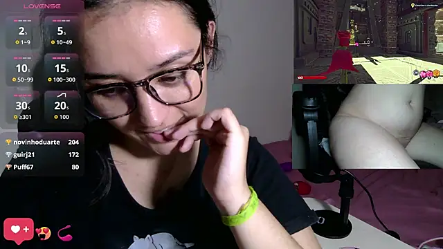 Snapshot of sobresalinaa chatting on September 23, 4:32 am sobresalinaa online show from September 23, 4:32 am