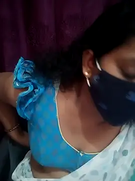 Snapshot of Manisha-Love chatting on September 16, 4:53 am Manisha-Love online show from September 16, 4:53 am