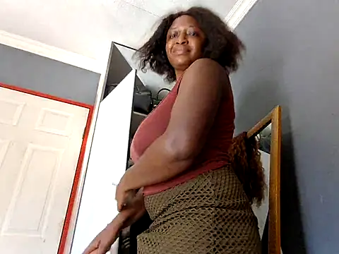EbonyRose9 online show from July 24, 8:23 am