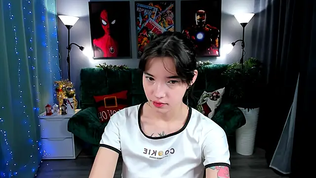 as1an girlfriend online show from December 18, 7:13 am