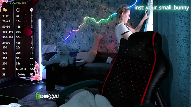 Your small bunny online show from March 22, 2:06 am