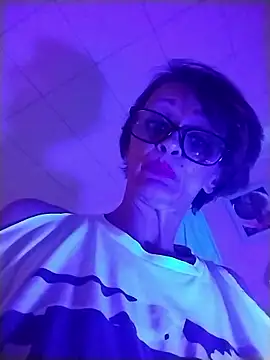 ivylee31 online show from January 14, 9:58 am