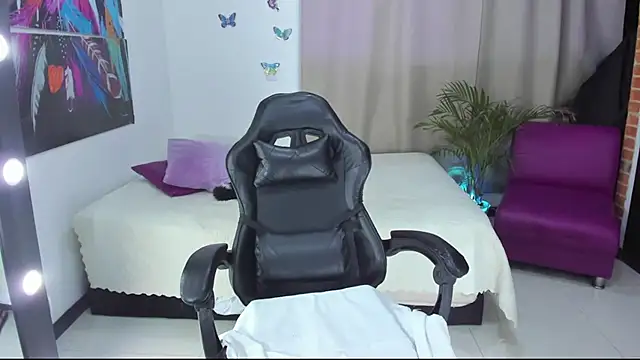 lunoxx  online show from November 29, 3:54 am