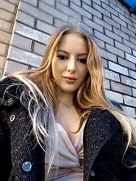 KeithTown online show from April 25, 7:33 am