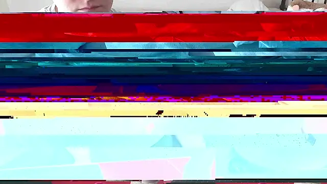 Maebi online show from May 27, 7:27 am