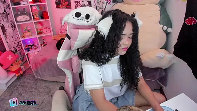 anyburkee online show from October 18, 4:04 am