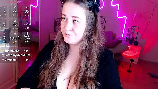 Snapshot of LizzyShine chatting on September 22, 4:38 pm LizzyShine online show from September 22, 4:38 pm