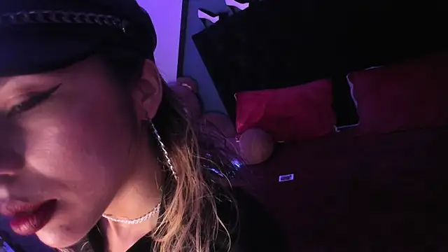 delilah fix online show from October 28, 8:46 pm