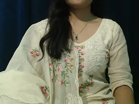 Yashi online show from March 21, 4:23 pm