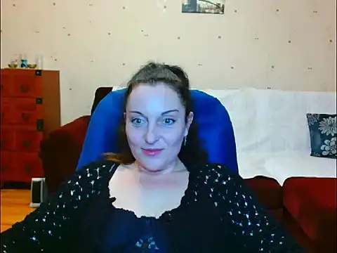 Alice3694 online show from April 18, 3:31 am