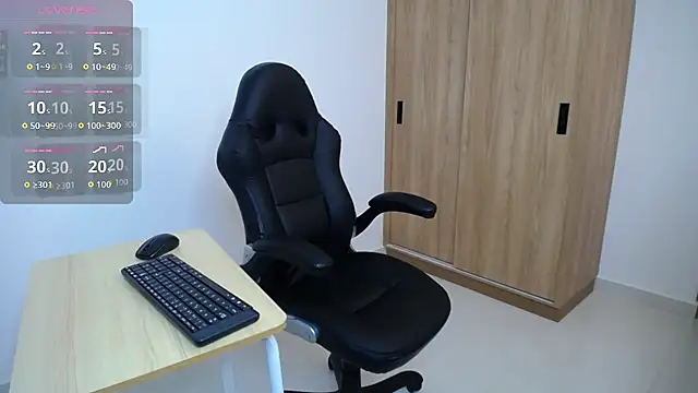 karoll marquez online show from January 7, 10:57 pm