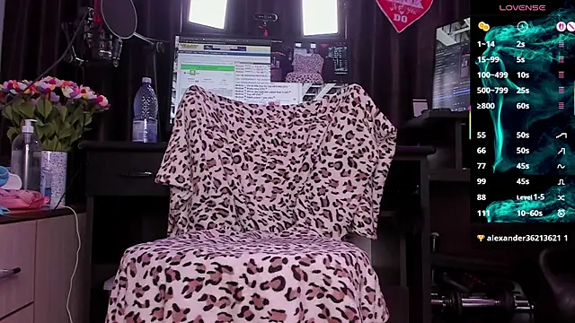 Raissa sky26 online show from October 27, 3:46 am