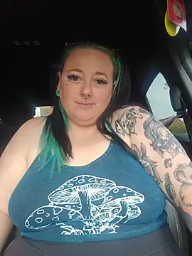 Bunny Cummings online show from June 15, 4:07 pm