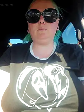 Bunny Cummings online show from July 4, 4:03 pm