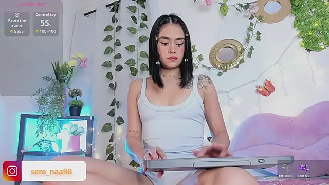 serena jeyms online show from February 17, 10:20 pm