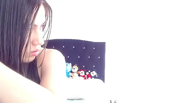 Bonny Bonss online show from June 12, 8:28 pm