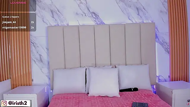 Iris Thompson  online show from January 14, 6:29 am