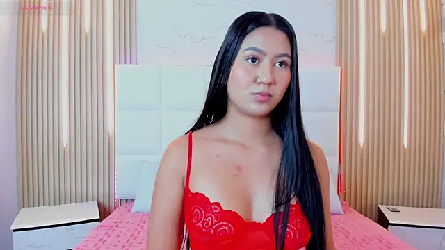 Iris Thompson  online show from November 5, 4:18 am