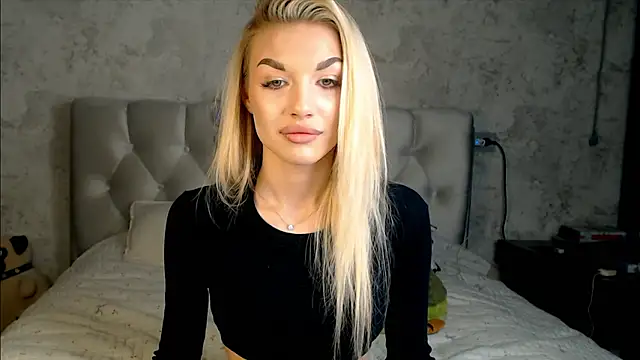 Ella Milla online show from March 18, 1:49 pm