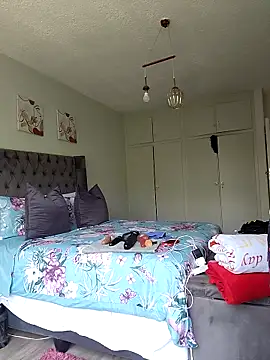 Drippincaty online show from February 4, 9:23 am