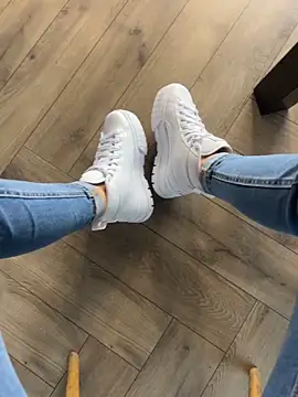 FeetVibe online show from October 23, 7:03 am