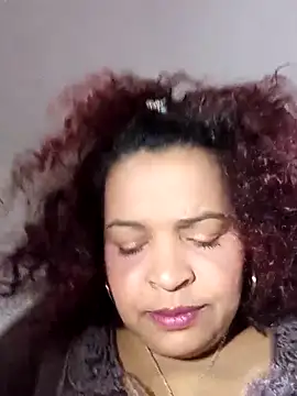 Snapshot of _violetta_- chatting on October 7, 11:36 am violetta - online show from October 7, 11:36 am
