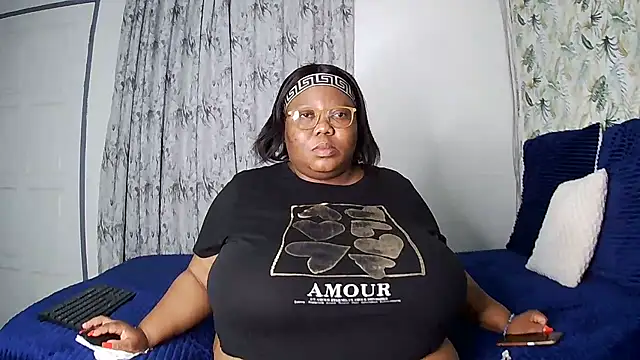 DAIRYBELLELIZxx online show from June 5, 8:59 pm