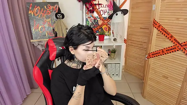 mekurisu online show from October 27, 1:23 am