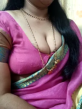 Snapshot of amala_ss chatting on September 18, 11:09 am amala ss online show from September 18, 11:09 am