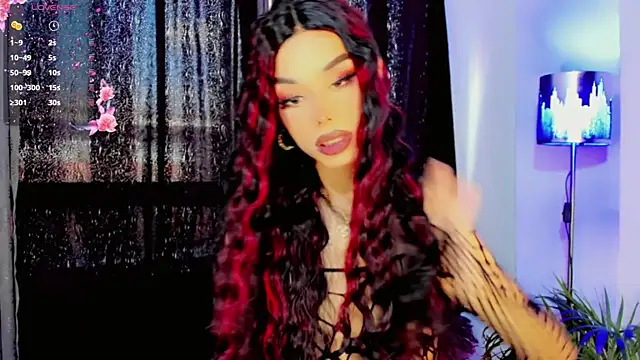 dollswit01 online show from March 28, 9:03 pm