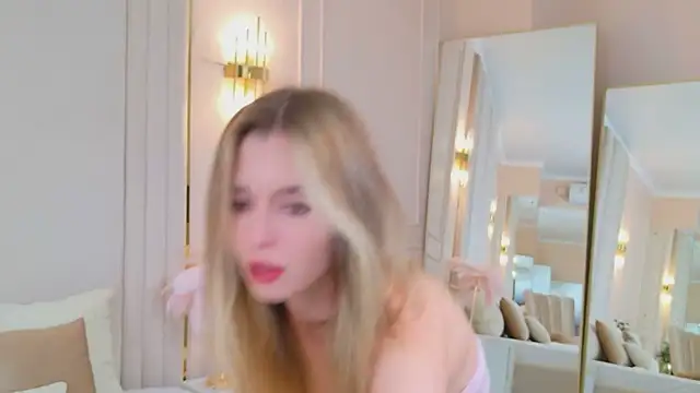 Snapshot of MarybethSnow chatting on September 21, 5:11 pm MarybethSnow online show from September 21, 5:11 pm