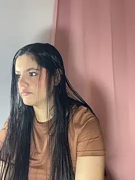 kimberlyhills1 online show from March 31, 8:31 pm