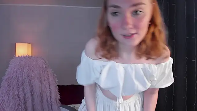 ReddHotPipper online show from December 15, 3:56 am