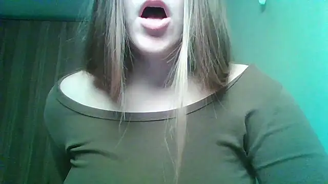 Evasapples online show from March 6, 10:49 pm