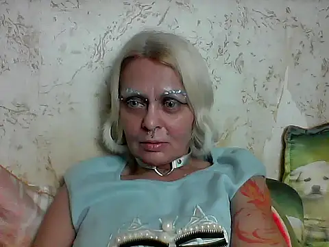 Gardener of Illusions online show from June 2, 9:49 pm