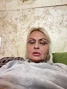 Gardener of Illusions online show from October 22, 3:00 am