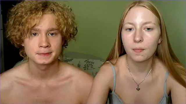 AliceStoneJhonyStone online show from September 28, 8:03 pm