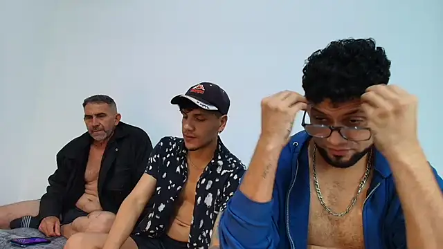 Benjamin show online show from October 30, 2:36 am