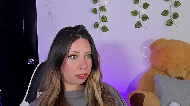 JanneKim online show from February 11, 9:16 pm