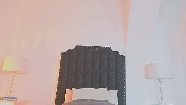 Snapshot of samanta_william chatting on September 25, 2:54 am samanta william online show from September 25, 2:54 am