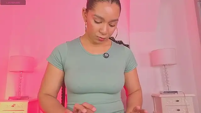 Snapshot of samanta_william chatting on September 27, 3:14 am samanta william online show from September 27, 3:14 am