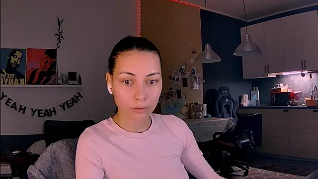 valorant girl online show from February 12, 2:52 pm