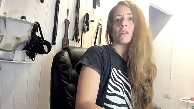 Snapshot of Jesipoledance chatting on September 18, 9:30 am Jesipoledance online show from September 18, 9:30 am