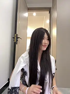 xyebobs online show from November 6, 3:51 pm