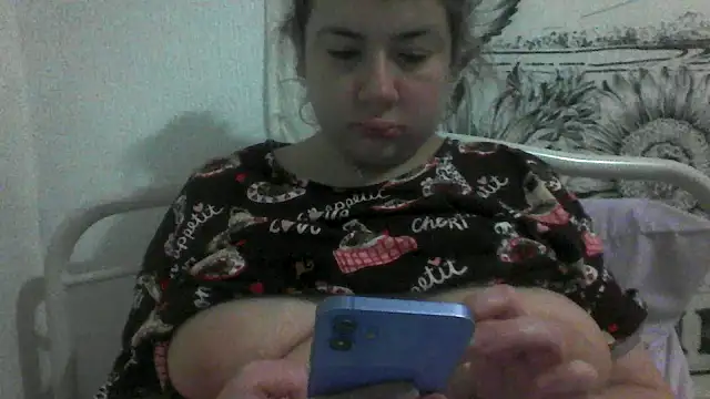 CamilaCherryX online show from November 16, 10:10 pm