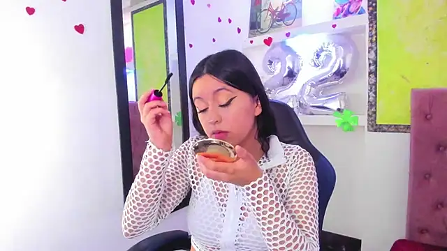 zoe connor19 online show from April 14, 8:53 pm