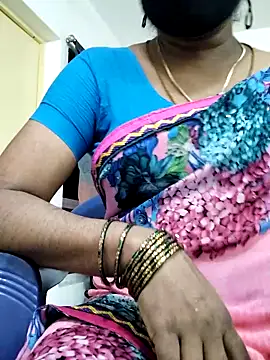 Snapshot of Tamilrojanew chatting on September 27, 4:03 pm Tamilrojanew online show from September 27, 4:03 pm